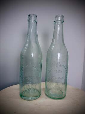 2 JAC SCHMIDT Brewing, St Paul, MN Beer Bottles, Returnable Crown Top Breweriana